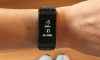 Fitbit Charge 4 akıllı bileklik Türkiye’de satışa çıktı