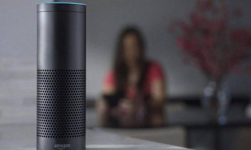 Amazon'un sesli asistanı Alexa, herhangi bir komut almadan özel konuşmaları otomatik olarak kaydedip paylaşıyor