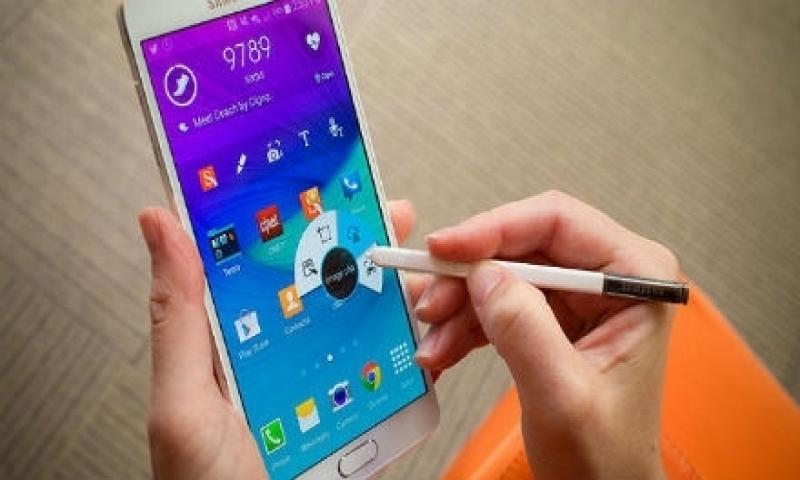 Android 5.0.1 Lollipop Yüklü Galaxy Note 4 Videosu