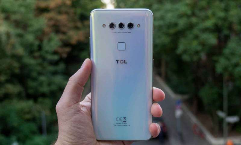 Blackbarry üreticisinin yeni telefonu TCL Plex özellikleri ile neler sunuyor?