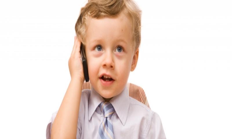 Çocuğunuzun Telefon Çağı Geldiğinde Ne Yapmalısınız?