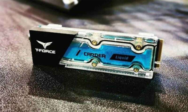 Dünyanın ilk sıvı soğutmalı SSD'si tanıtıldı