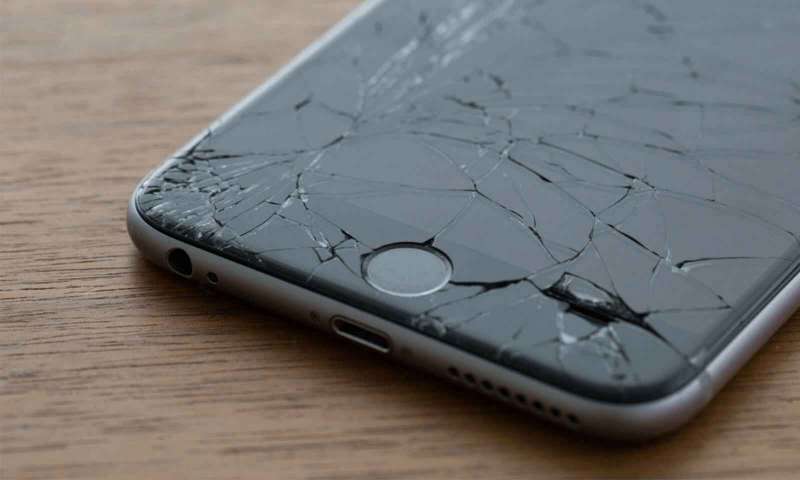 Ekranı kırılan telefondan veriler nasıl alınır?