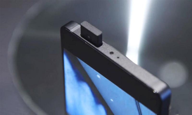 Essential'dan İlginç Selfie Kamera Patenti