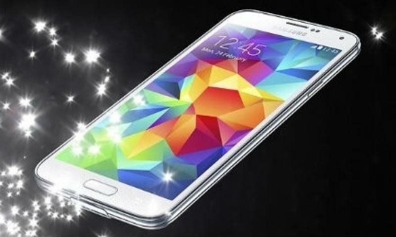 Galaxy S5 için Android 5.0 Lollipop Güncellemesi Türkiye'de!