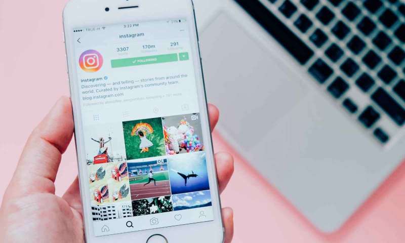 Görme Engelli Bireyler Nasıl Instagram Kullanabilir?