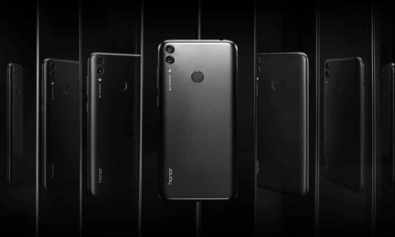 Honor'dan Uzun Pil Ömrü Sunan Telefon: 8C