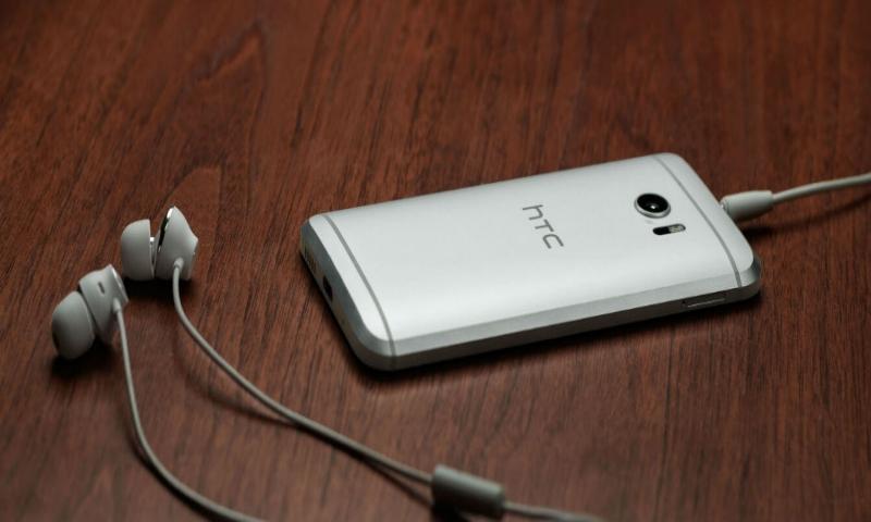 HTC, mobil pazardan çekiliyor mu?