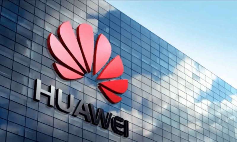 Huawei sunucularını satmak zorunda kaldı