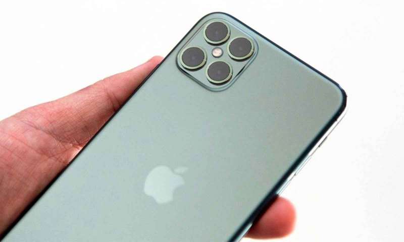 iPhone 13 serisinden bir model tamamen kablosuz olabilir
