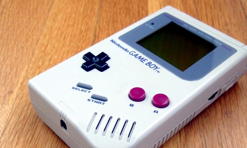 iPhone'unuzu Game Boy'a dönüştürmek ister misiniz?