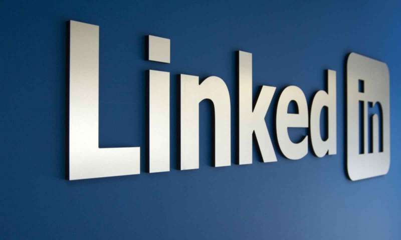 LinkedIn, iş arayan kullanıcılar için yeni eklentiler ekliyor