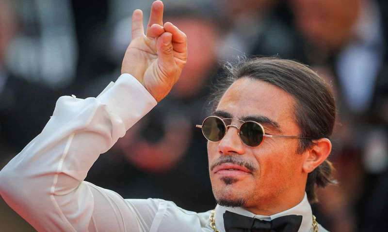 Nusret'in sosyal medya uzmanına ödediği maaş dudak uçuklattı