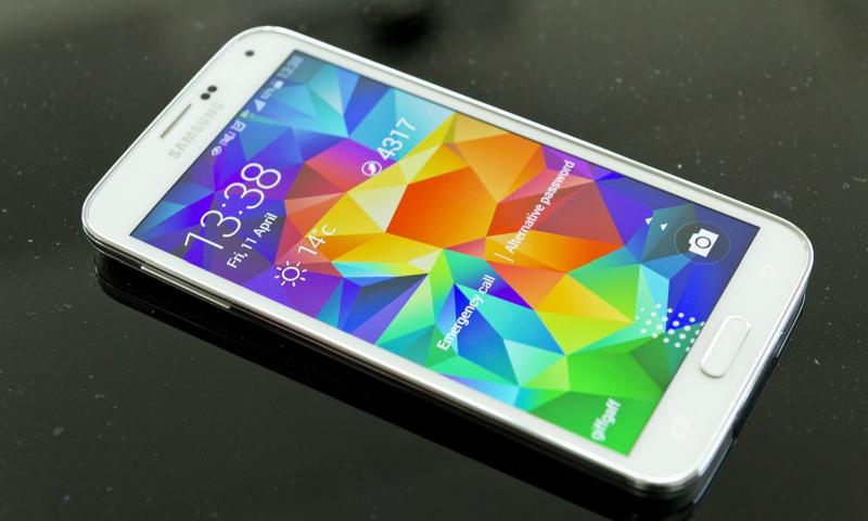 Samsung Galaxy A 2017 Ailesine Güncelleme Geldi