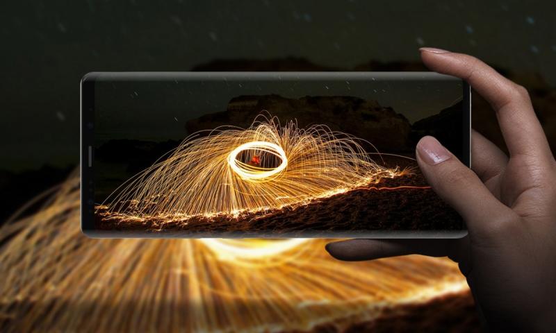 Samsung Galaxy Note 9, 6.4 inç Ekranla Gelebilir