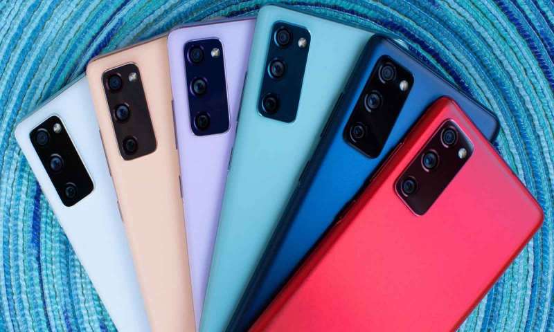 Samsung Galaxy S21 modelinin basın görselleri ve fiyatı sızdırıldı