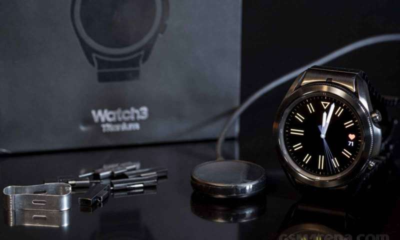 Samsung Galaxy Watch 3 Titanyum Türkiye'de yerini alıyor