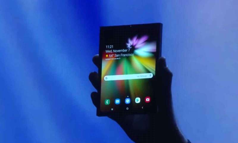 Samsung'un Katlanabilir Telefonu Resmi Lansmanda Gösterildi