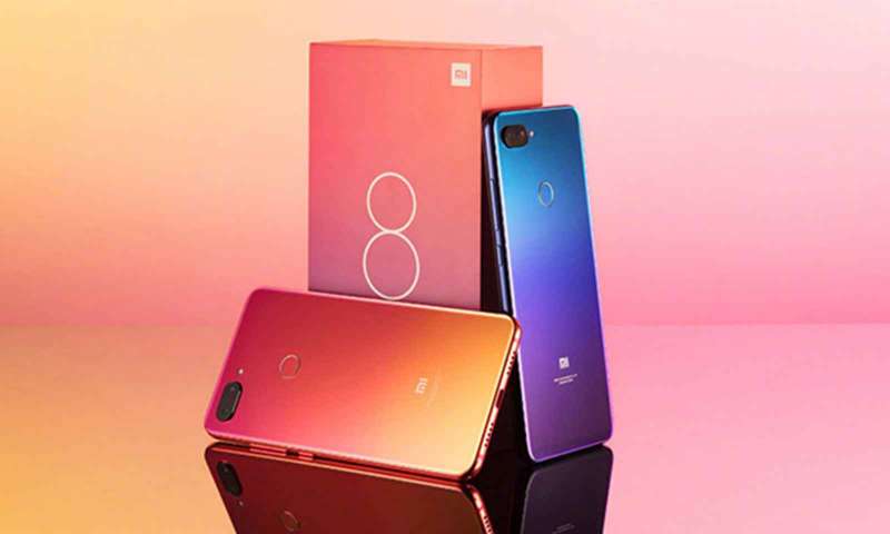 Xiaomi Mi 8 Pro ve Mi 8 Lite'ın Satışları İçin Açıklama Geldi