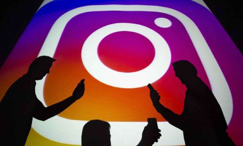Yanlışlıkla gönderilen Instagram mesajları nasıl silinir?