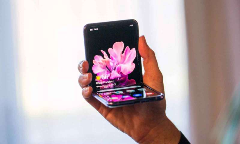 Yeni tanıtılan Galaxy Z Flip'in satış başarısı!